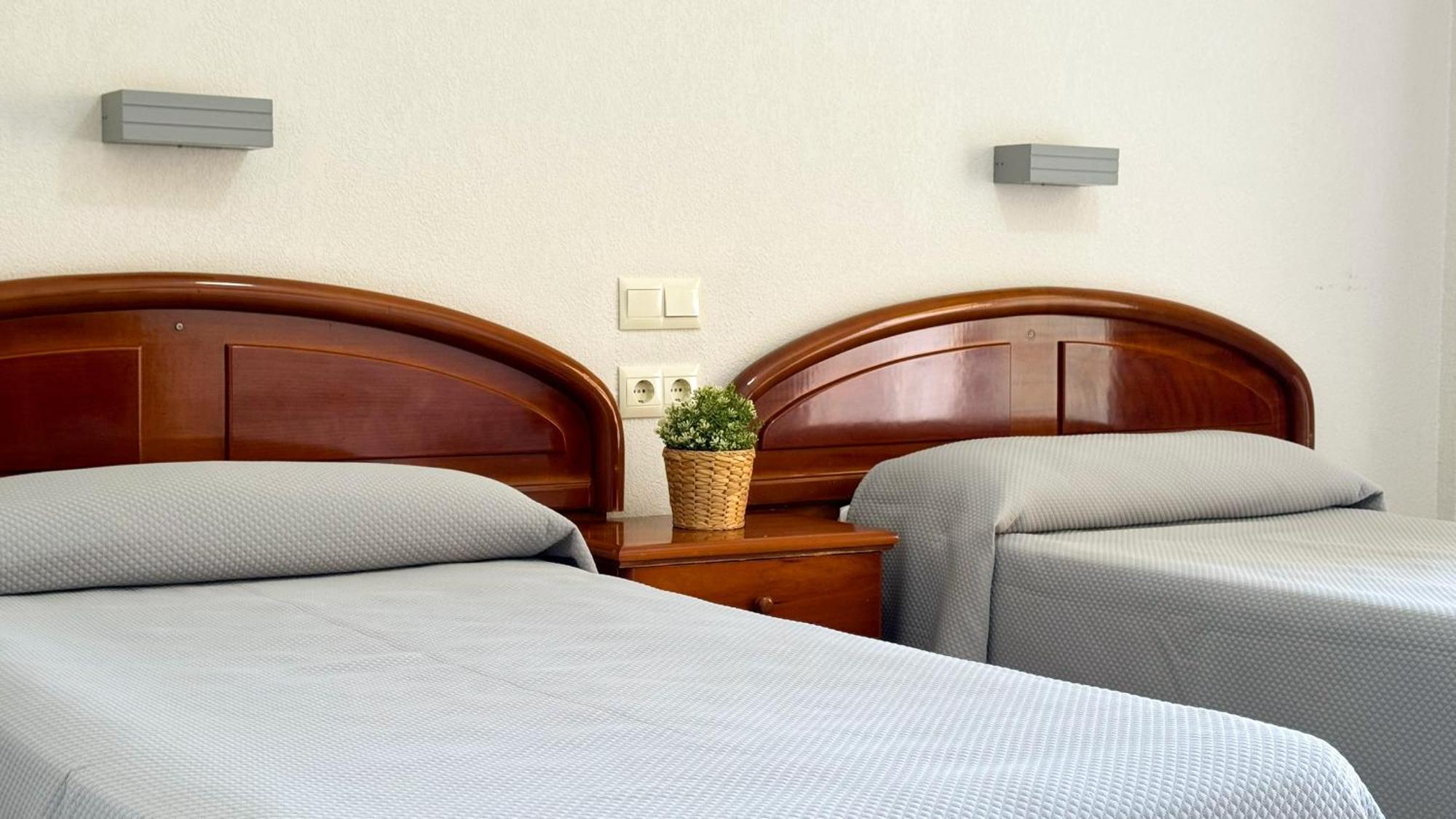 Hotel Safari Gandía Buitenkant foto